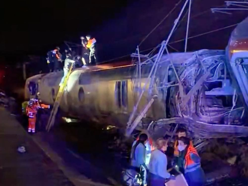 At least 39 dead in Spain after two high-speed trains collide