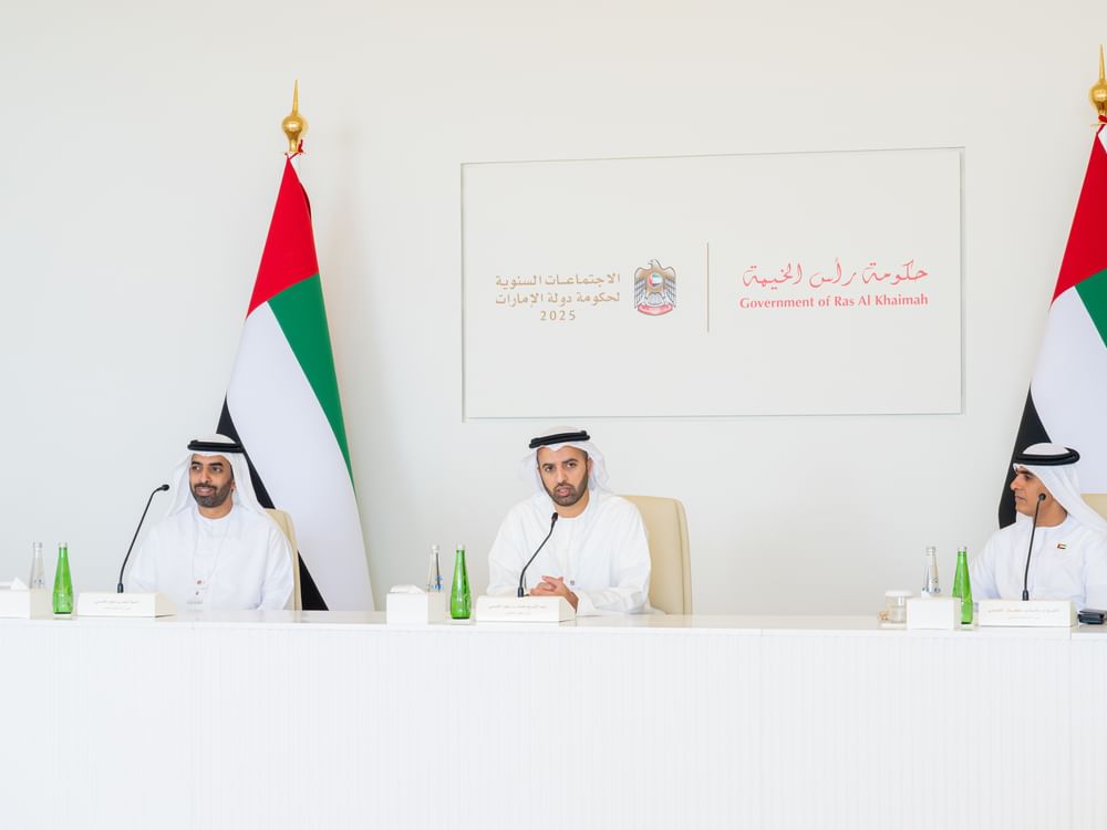 برئاسة محمد بن سعود.. المجلس التنفيذي لحكومة رأس الخيمة يناقش تسريع المستهدفات في التنمية الاقتصادية 