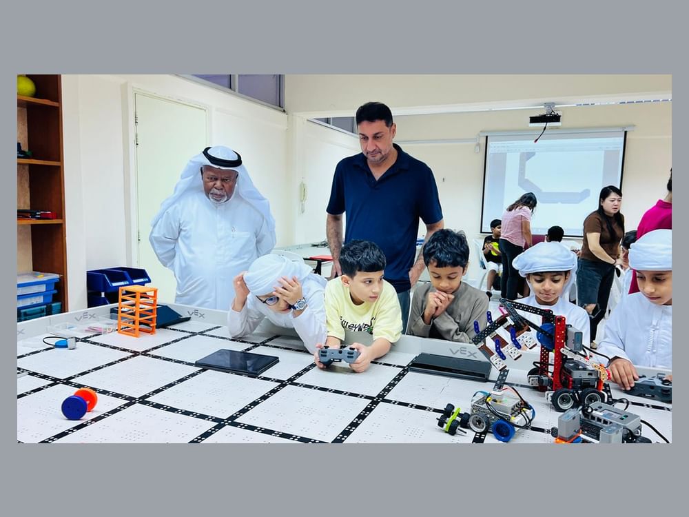 نادي الإمارات العلمي يعزز مهارات الطلبة بمجالات الابتكار والتكنولوجيا