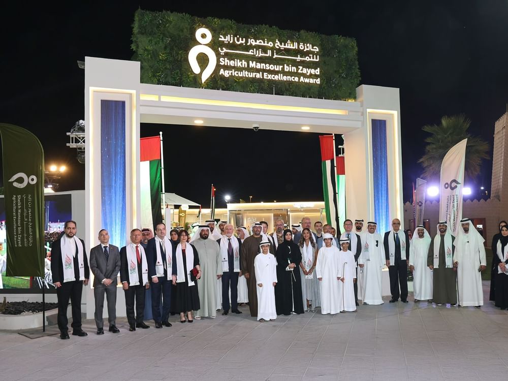 Sheikh Mansour bin Zayed Agricultural Excellence Award Pavilion hosts delegation of accredited ambassadors
