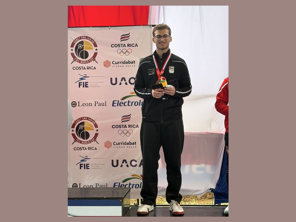 البلوشي يحقق أول ميدالية إماراتية في كأس العالم للمبارزة