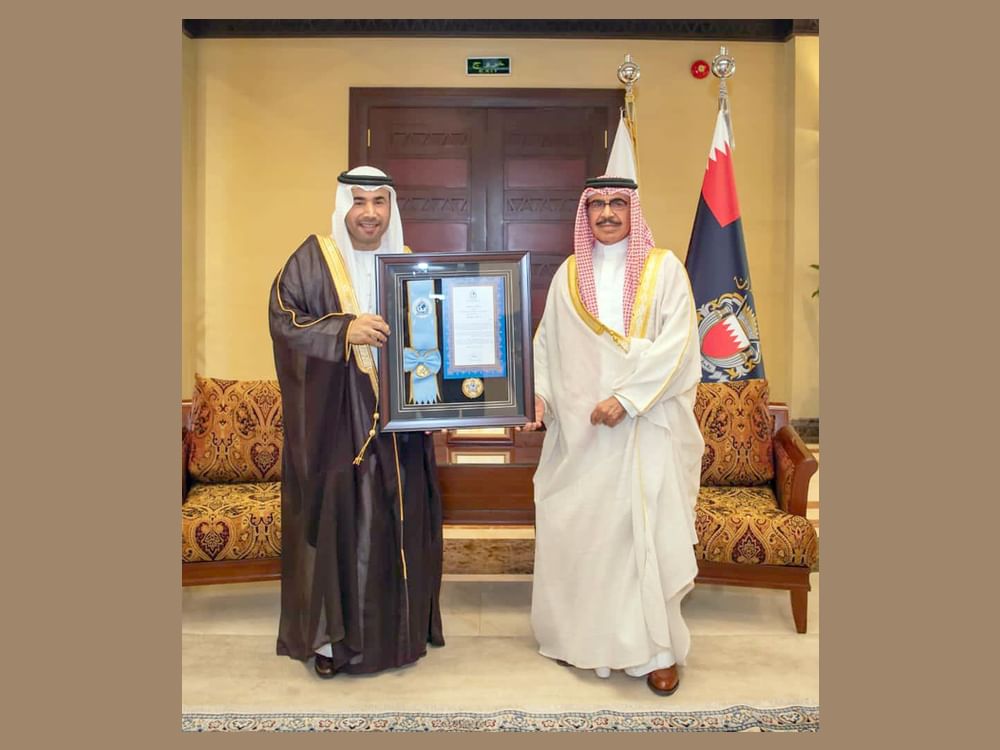  وسام "الإنتربول" لوزير الداخلية البحريني تقديرا لإسهاماته في تعزيز التعاون الشرطي متعدد الأطراف