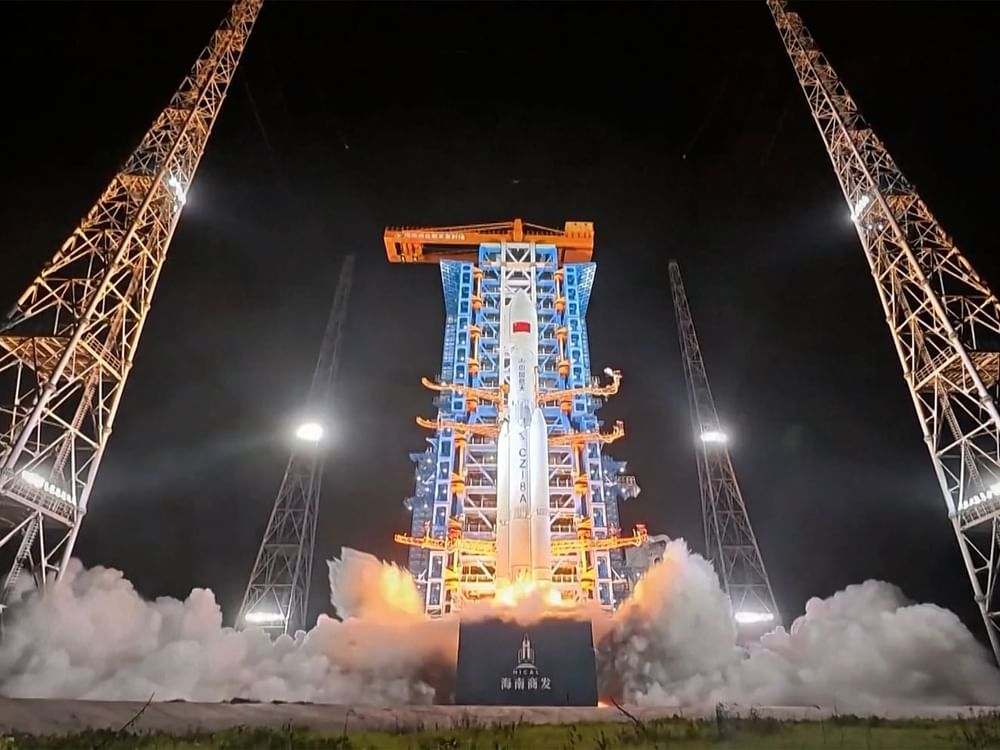 中国成功发射卫星互联网低轨10组卫星