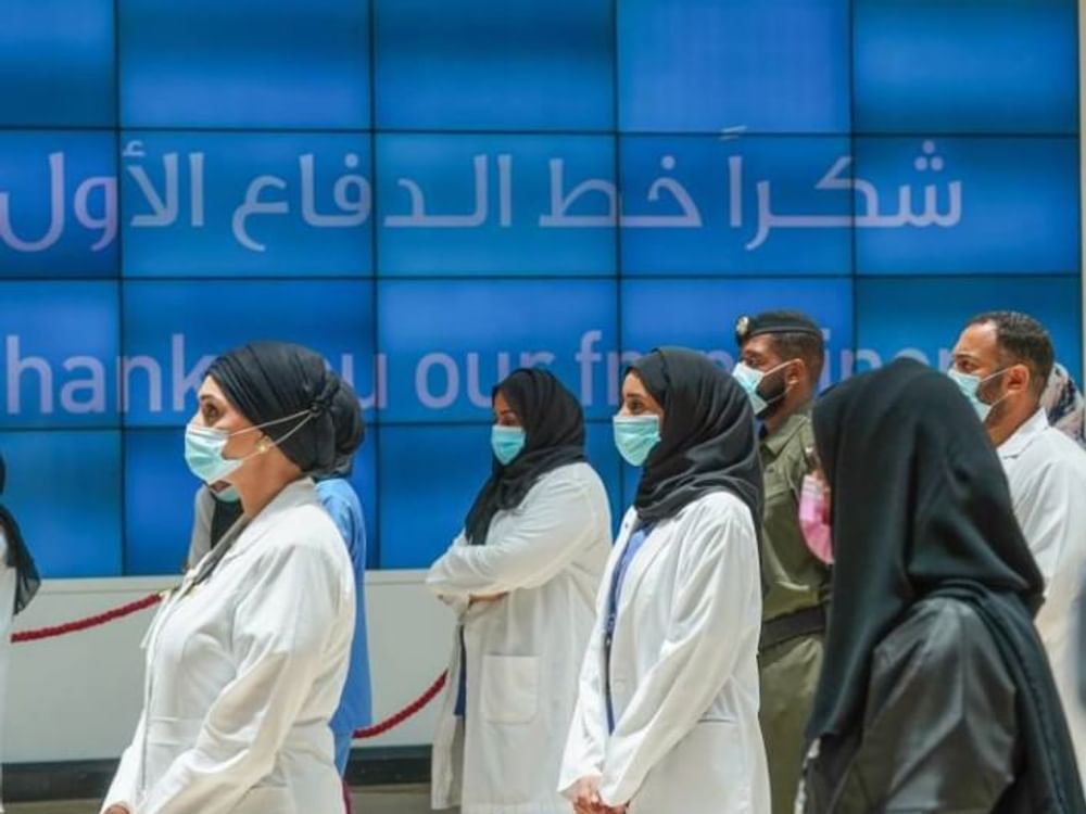"فخر الوطن" يحتفي باليوم العربي للصحة ويشيد بجهود أبطال خط الدفاع الأول