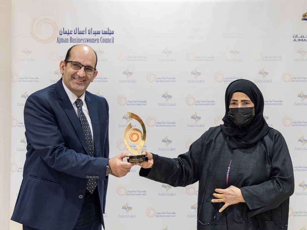 سيدات أعمال وجمعية أسواق عجمان يتعاونان لتسويق منتجات صاحبات الأعمال