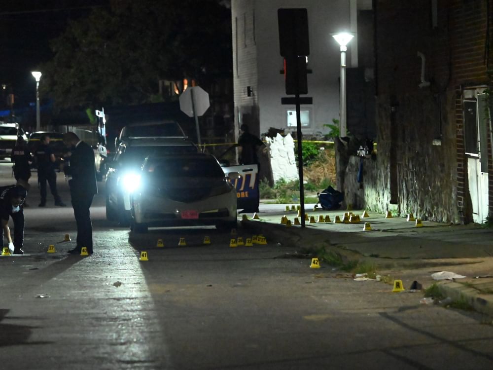 إصابة 6 أشخاص بينهم طفلة في إطلاق نار جماعي بمدينة بالتيمور الأمريكية