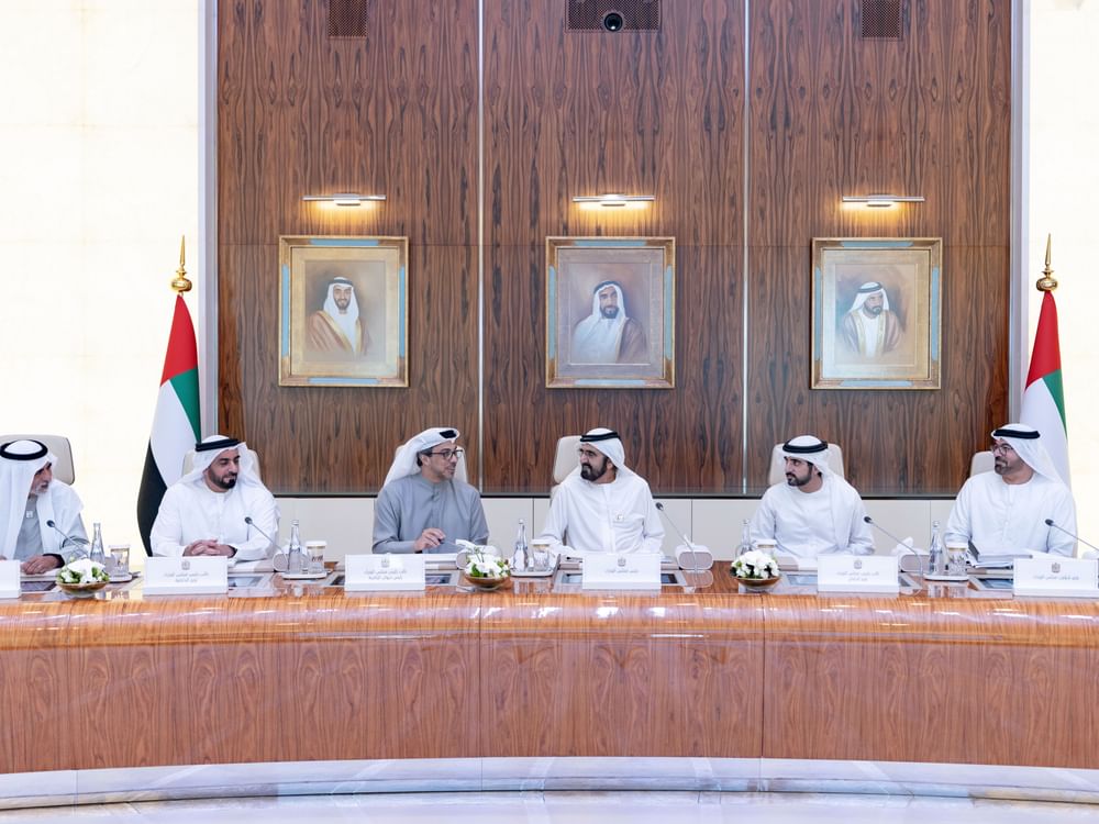 محمد بن راشد: الإمارات الخامسة عالمياً مع أهم 4 دول في العالم من حيث تنافسية الاقتصاد وكفاءة الحكومة وقوة التشريعات وأفضلية بيئة الأعمال