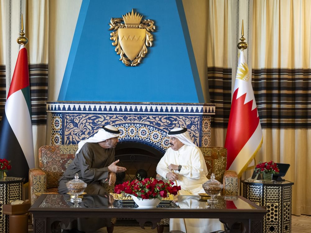 UAE President and King of Bahrain discuss fraternal relations and regional developments