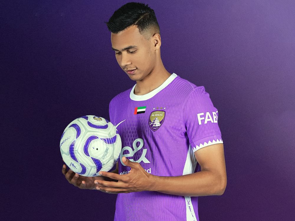 Al Ain contrata atacante marroquino Houssine Rahimi por cinco temporadas