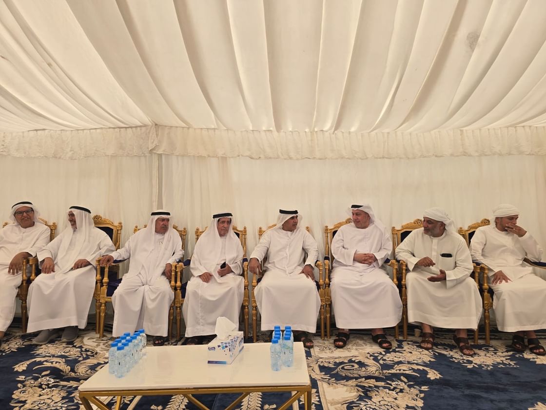 سالم بن سلطان القاسمي يقدم واجب العزاء في وفاة نجيب حسن الزعابي  