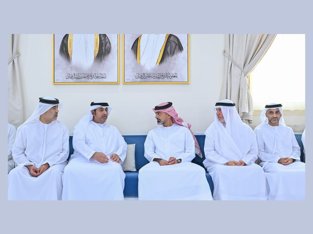 عمار بن حميد يقدم واجب العزاء في وفاة علي ماجد السويدي