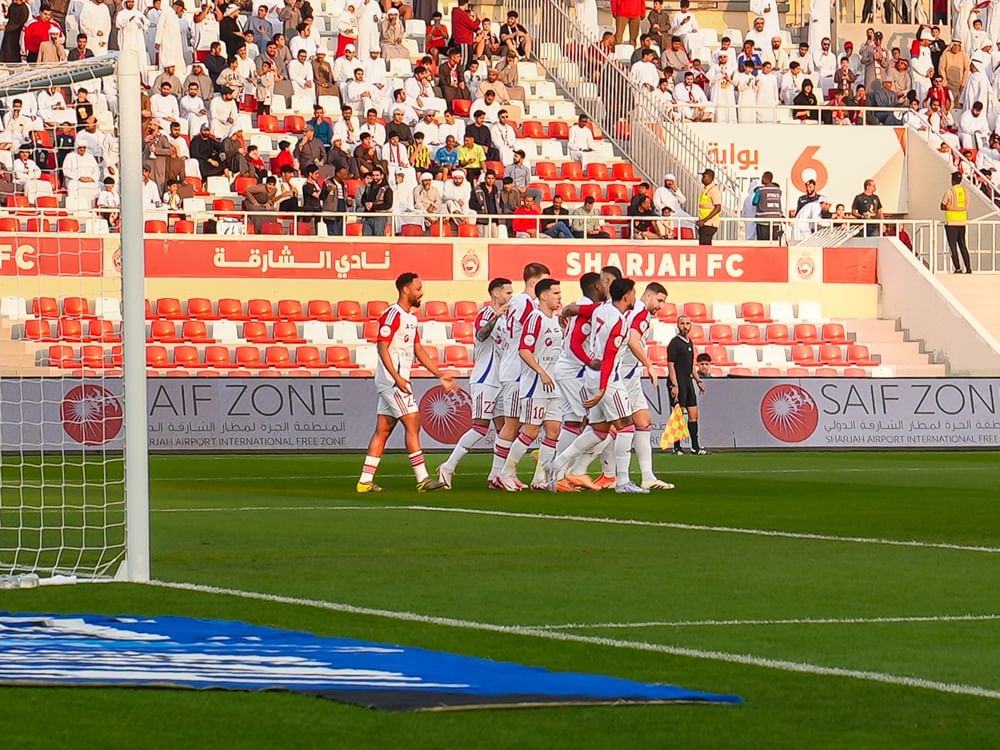 فوز الشارقة وعجمان وبني ياس والنصر في دوري أدنوك للمحترفين