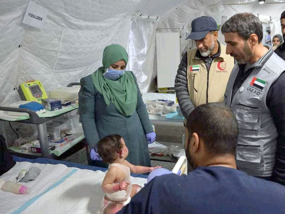 Delegation des Außenministeriums besucht Feldlazarett der VAE in Gaza