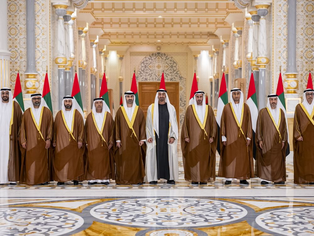أمام رئيس الدولة / سفراء الإمارات الجدد يؤدون اليمين القانونية وسموه يتسلم أوراق اعتماد عدد من السفراء المعينين لدى الدولة