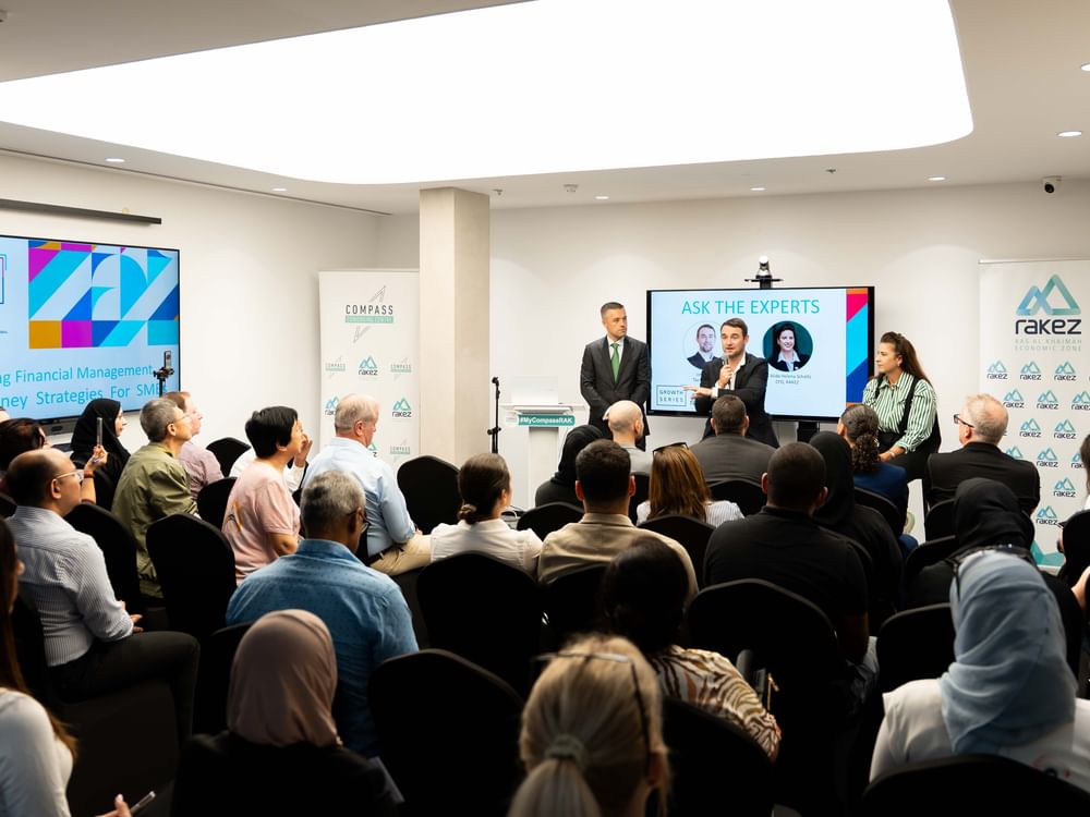 Zona Econômica de Ras Al-Khaimah promove workshop para capacitar pequenas e médias empresas com ferramentas financeiras inteligentes