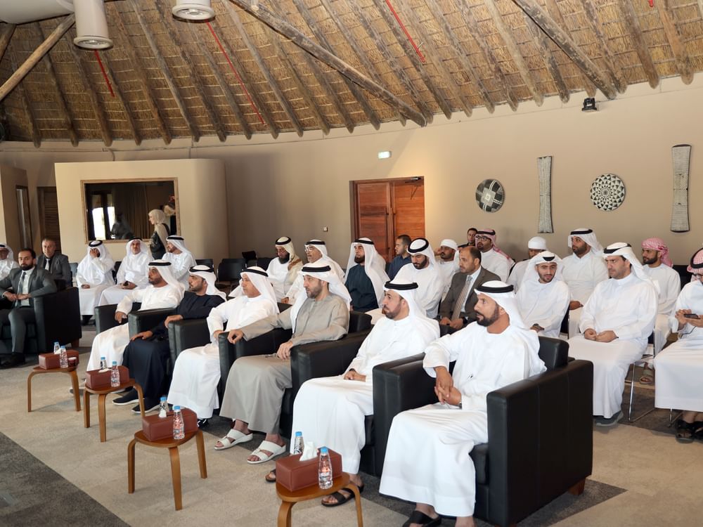 "خيرية الشارقة" تناقش خططها وبرامجها لعام 2024