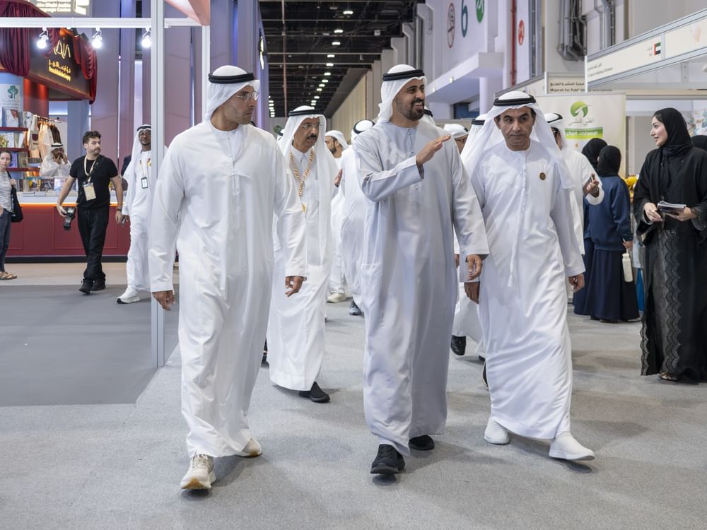 ذياب بن محمد بن زايد يزور معرض أبوظبي الدولي للكتاب 2026