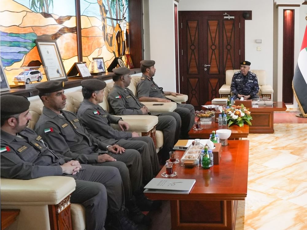 تعاون بين شرطة رأس الخيمة و"الهوية والجنسية" لتطوير التعاون الأمني