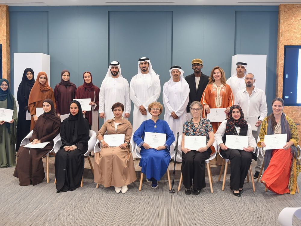 ماجد بن سعود المعلا يفتتح معرض أم القيوين للفنون التشكيلية 