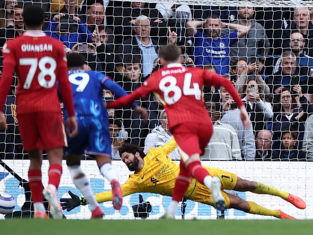 تشيلسي يفوز على ليفربول في الدوري الانجليزي