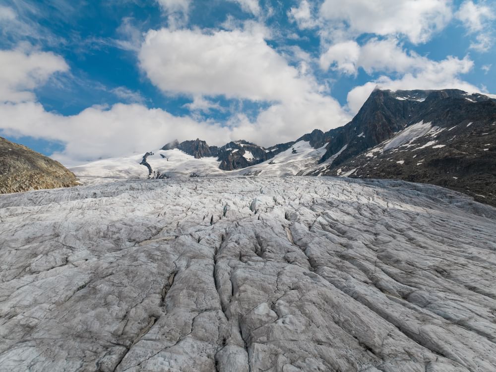 Swiss glaciers lose over 5% of ice volume in 2026