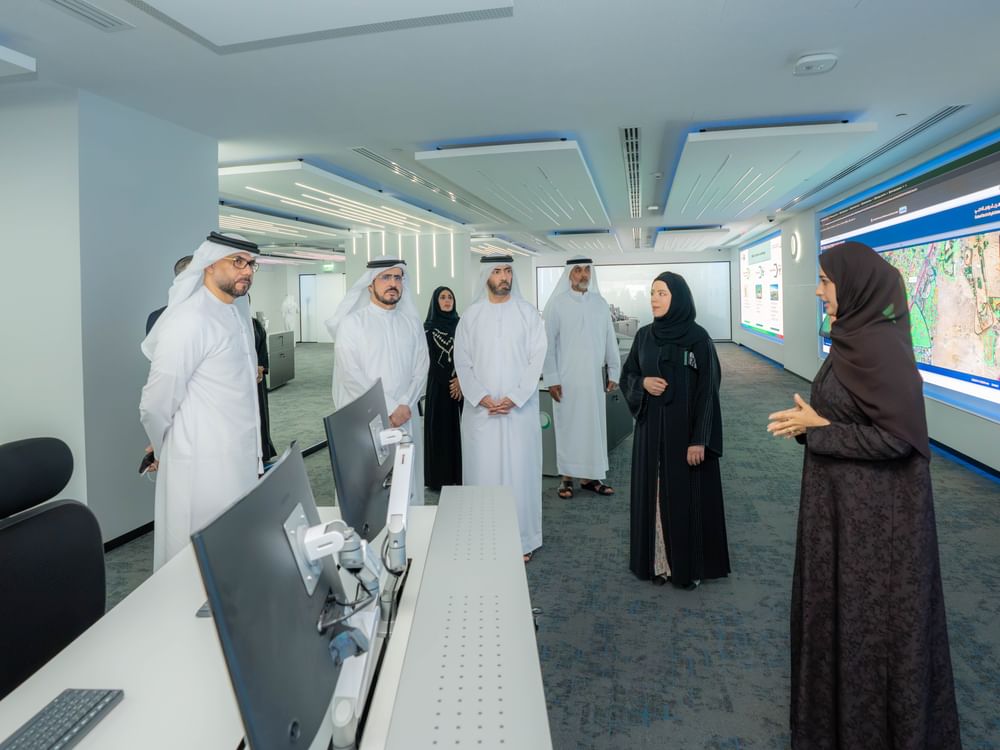 تقنيات مدعومة بالذكاء الاصطناعي وأتمتة لاسلكية لتعزيز موثوقية شبكة توزيع الكهرباء في دبي