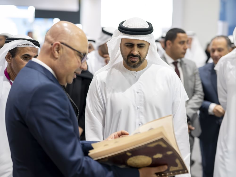 تحت رعاية رئيس الدولة.. ذياب بن محمد بن زايد يفتتح الدورة الـ33 من معرض أبوظبي الدولي للكتاب 