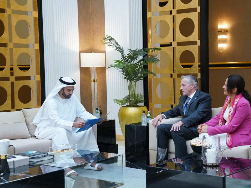 ولي عهد رأس الخيمة يستقبل ممثل برنامج الأغذية العالمي في دول الخليج