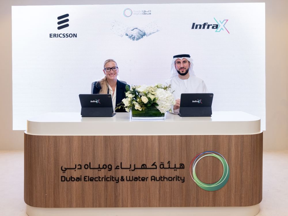 "إنفرا إكس" و"إريكسون" توقّعان مذكرة لتطوير المرافق الذكية في الإمارات