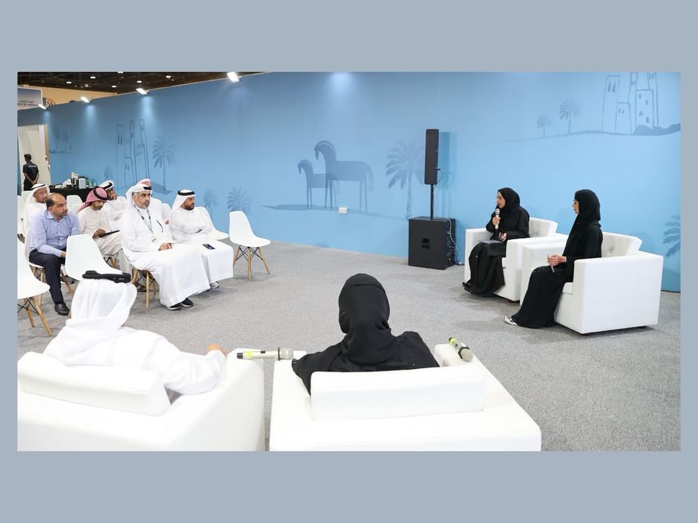  معرض أبوظبي الدولي للكتاب 2025 ينظم جلسة 