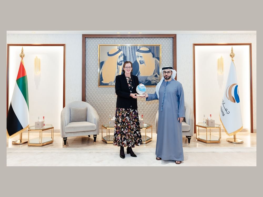 جمارك دبي تبحث التعاون مع وفد نيوزيلندي