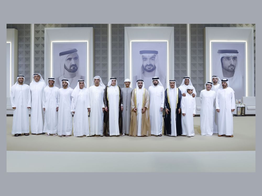 أحمد بن محمد يحضر أفراح المنصوري والغرير