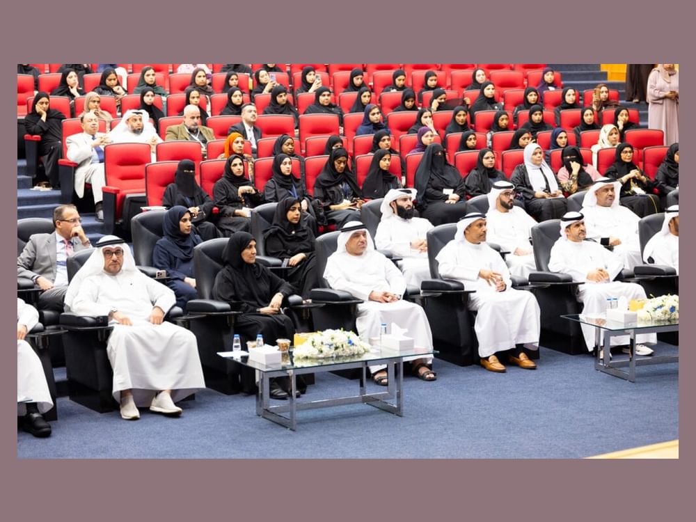 ملتقى معلّمي العربية يواصل فعالياته في جامعة خورفكان