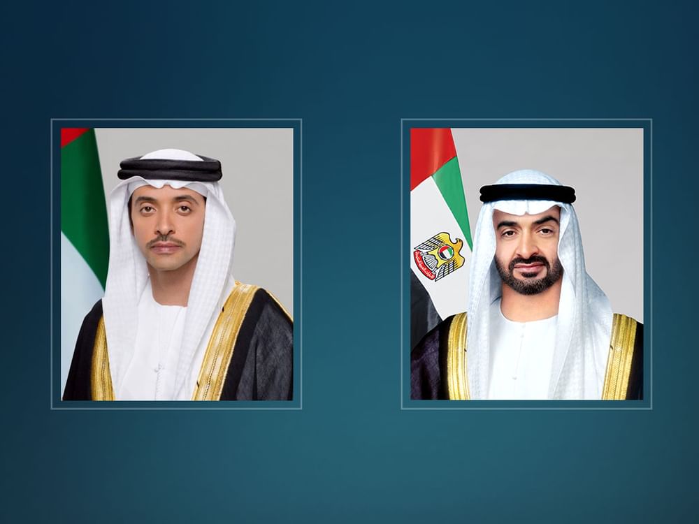 بصفته حاكماً لإمارة أبوظبي.. رئيس الدولة يُصدر مرسوماً أميرياً بتعيين هزاع بن زايد ممثلا للحاكم في منطقة العين