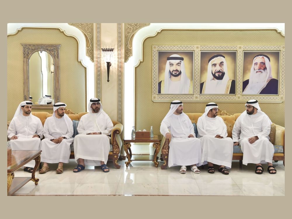 ولى عهد أم القيوين يقدم واجب العزاء بوفاة الشيخة حصة عبيد محمد مفتاح الشامسي