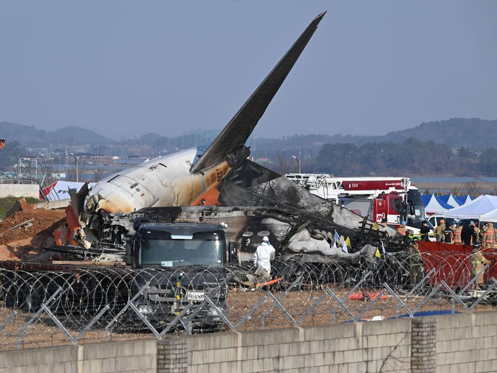 All but 2 rescued presumed dead in passenger plane crash in Korea's Muan