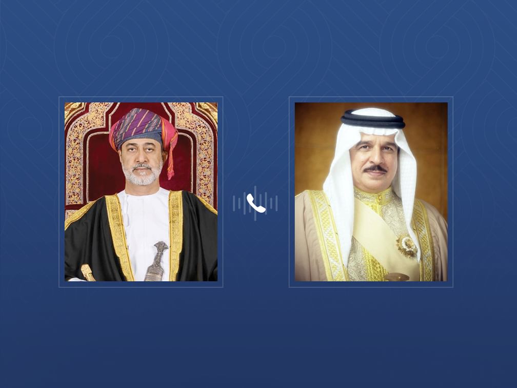 King of Bahrain, Sultan of Oman discuss latest regional, international developments in phone call