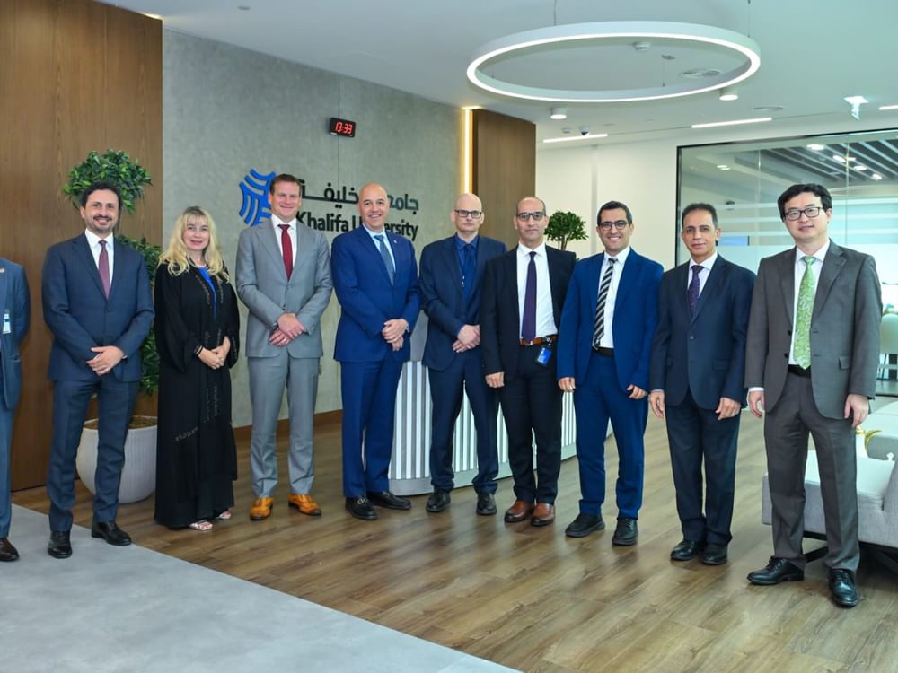 جامعة خليفة و"هوبكنز" الأمريكية تطلقان برنامج ماجستير مزدوجا معتمدا عالميا