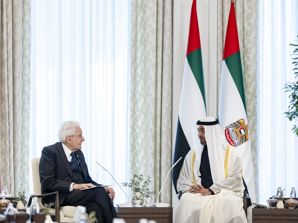 Líder dos Emirados recebe presidente da Itália em visita de Estado