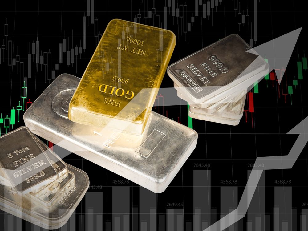 Gold prices recover from two-month low 
