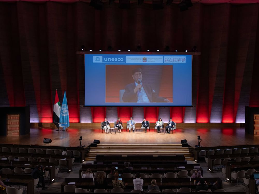 L’ALA et l’UNESCO mettent en lumière le rôle des dictionnaires historiques