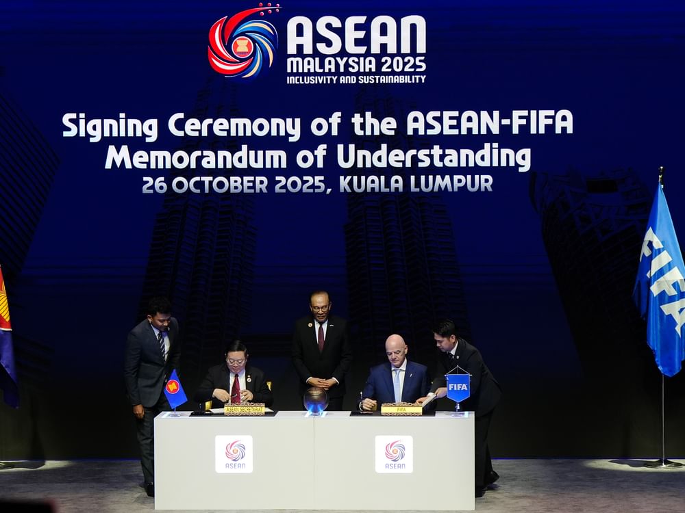 "فيفا" و"آسيان" يتفقان على إطلاق بطولة جديدة على غرار كأس العرب