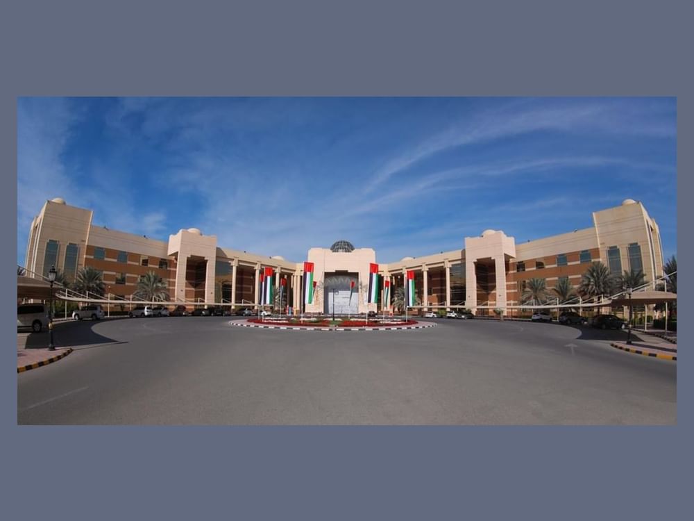 جامعة عجمان تكرم 27 باحثا ضمن قائمة "ستانفورد" لأفضل علماء العالم