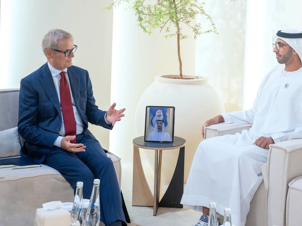 شخبوط بن نهيان يبحث مع المبعوث النرويجي للقرن الأفريقي تعزيز التعاون في أفريقيا