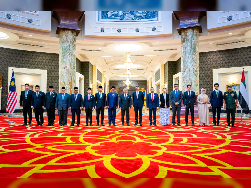 King of Malaysia receives Abdullah bin Zayed | Emirates News Agency