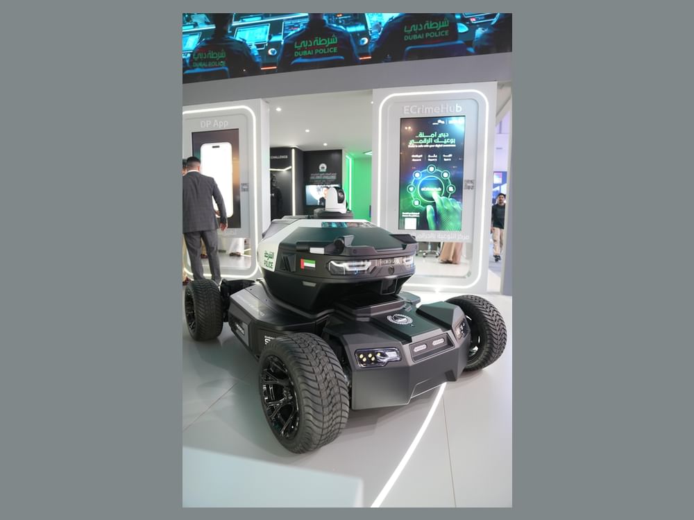Dubai Police to deploy self-driving robotic patrol ‘DPR 02’ at Global Village