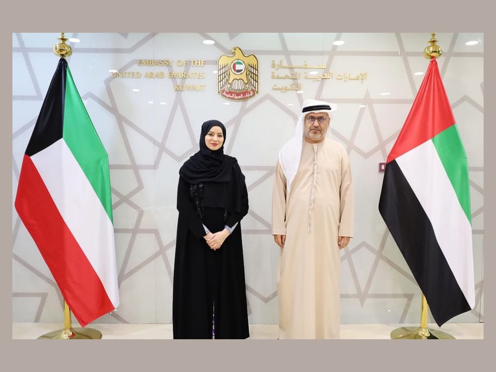 سفير الدولة في الكويت يطلع على برامج هيئة الفجيرة للثقافة والإعلام ومشاركاتها الخارجية