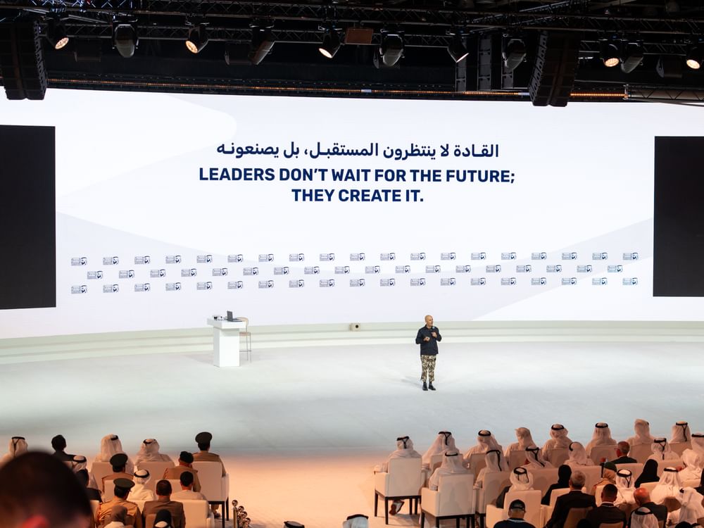 ملتقى محمد بن راشد للقادة يستضيف روبن شارما حول قيادة المستقبل والتحولات