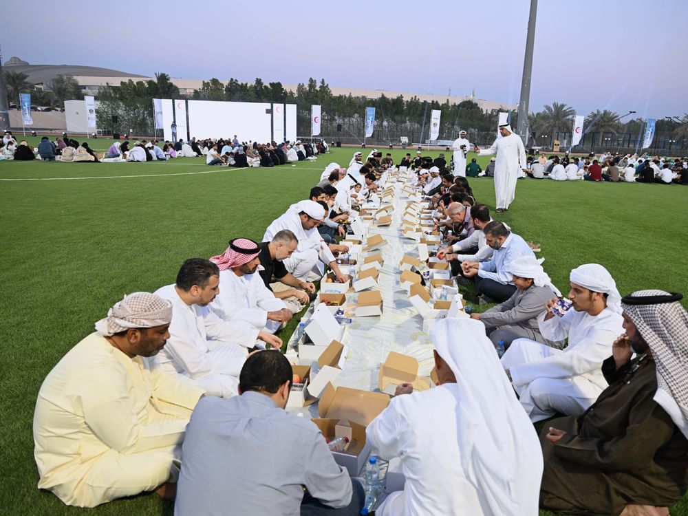 Une initiative d’iftar rassemble plus de 4 000 personnes de 150 nationalités à Abou Dhabi sous le thème de « L’Année de la communauté »