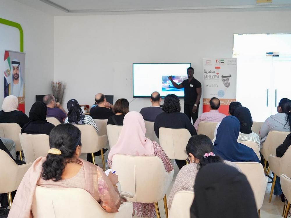 مؤسسة سعود بن صقر التعليمية الخيرية تنفذ برنامجاً دولياً لتعزيز جاهزية خط الدفاع الأول